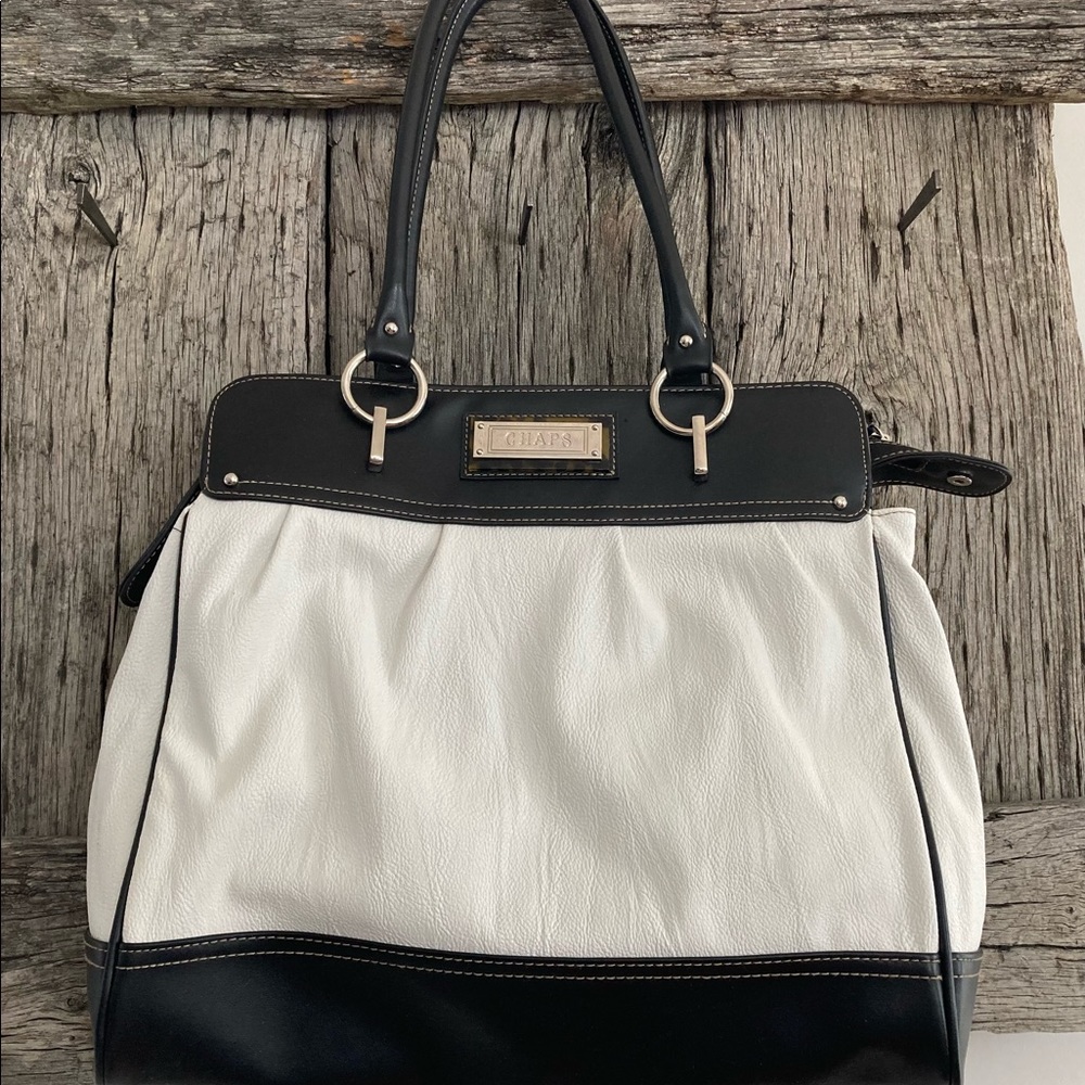 Like New Ralph Lauren Chaps White Leather Pocketbook